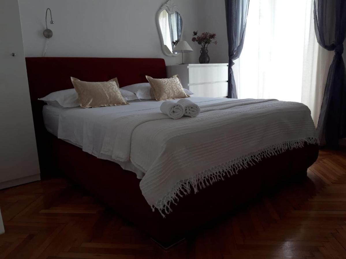 Guest House Mijo Sokol Brela Ngoại thất bức ảnh